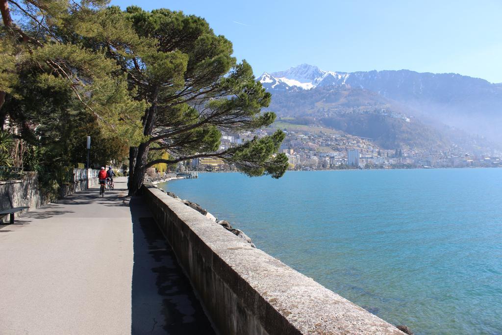 Montreux Lake View Apartments City Centre Екстер'єр фото