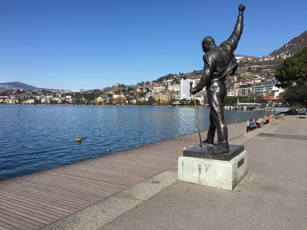 Montreux Lake View Apartments City Centre Екстер'єр фото