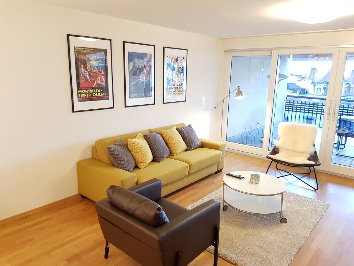 Montreux Lake View Apartments City Centre Екстер'єр фото