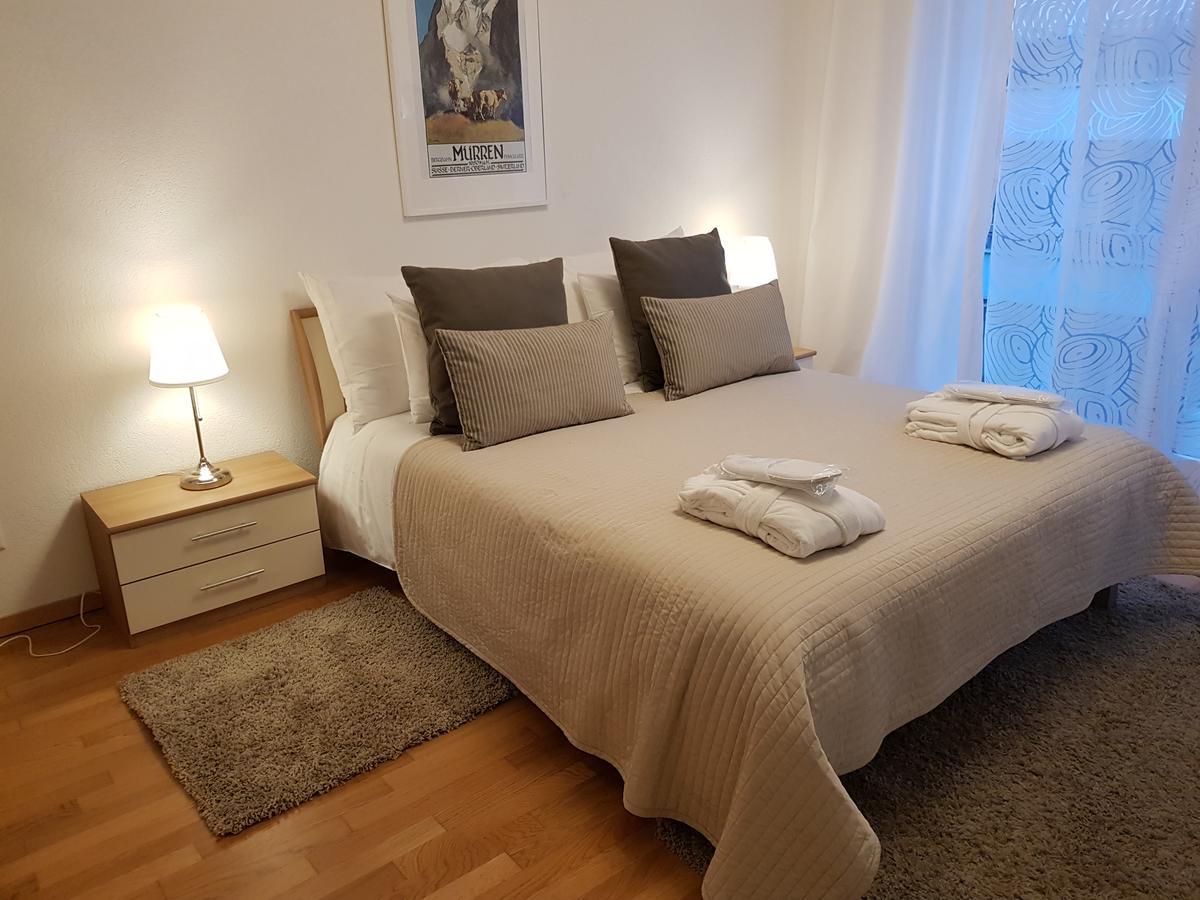 Montreux Lake View Apartments City Centre Екстер'єр фото