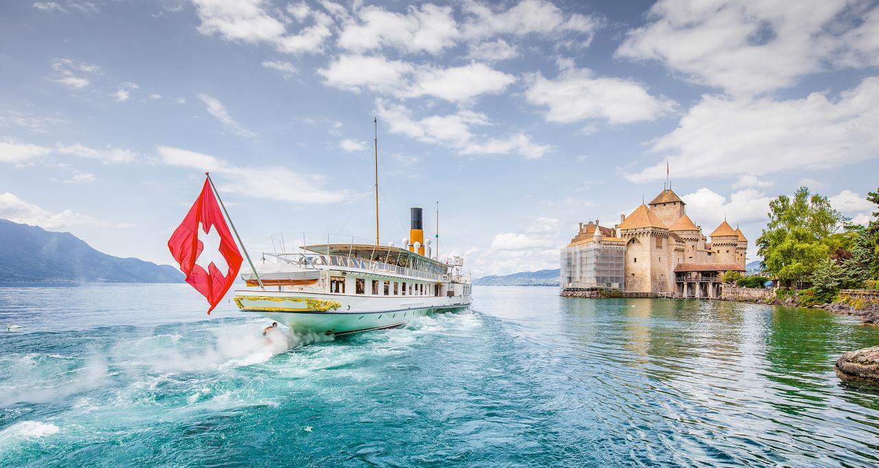 Montreux Lake View Apartments City Centre Екстер'єр фото